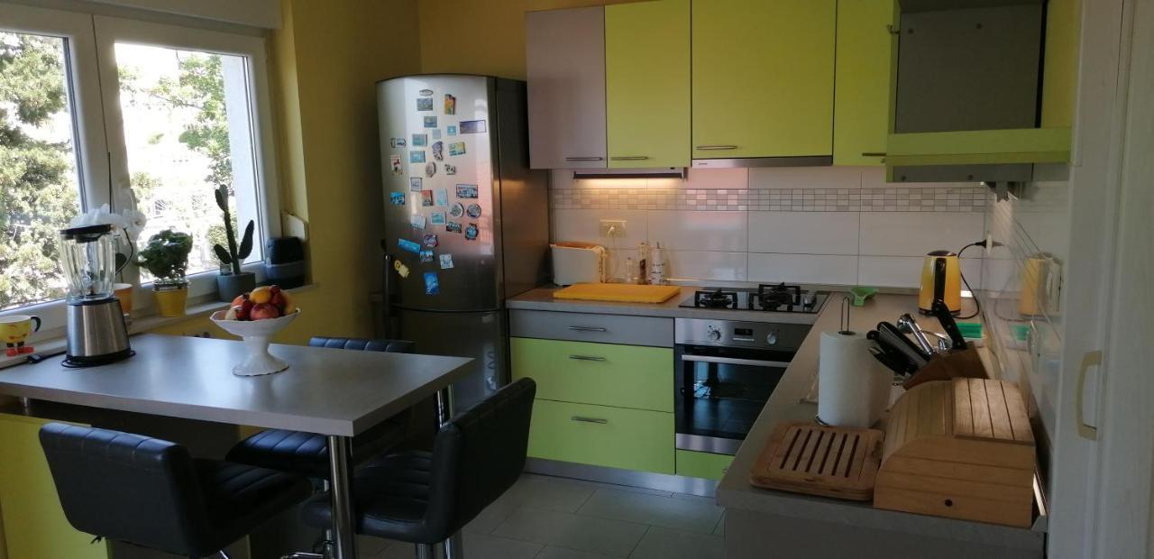 Apartmani Zafaranic Crikvenica Exterior photo